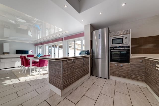 6 slaapkamer Villa te koop in Ciudad, San Javier met zwembad garage - € 665.000 (Ref: 9543166)