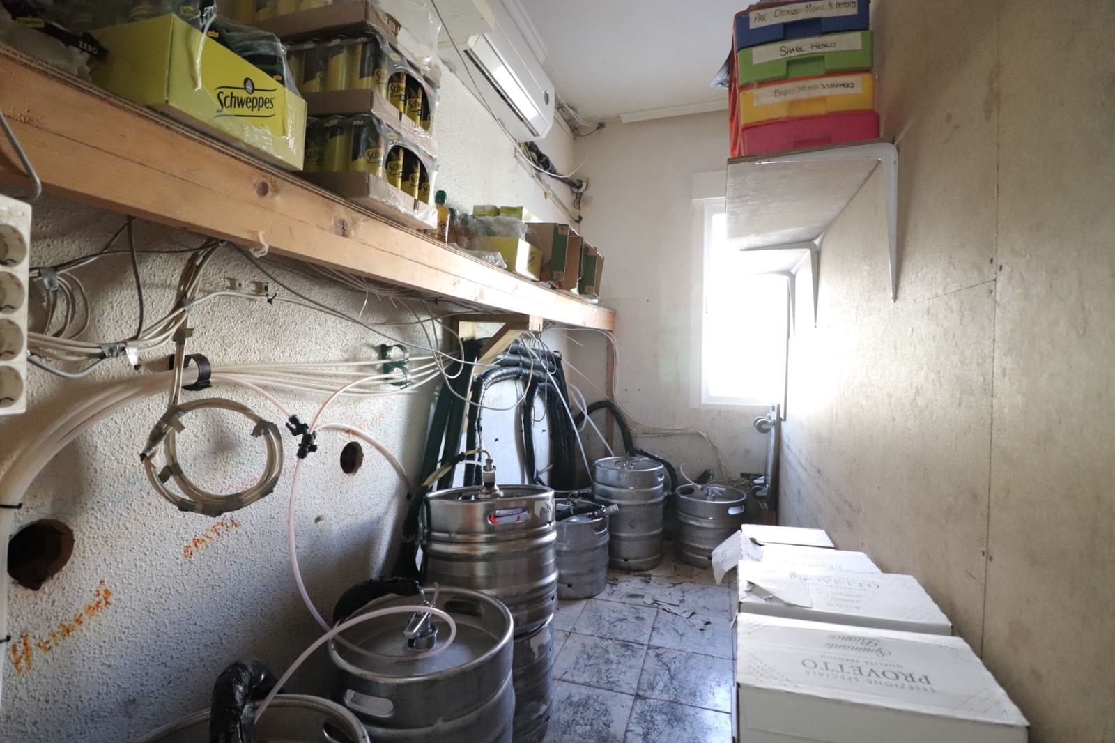 Erhverv til salg i Dona Pepa med garage - € 120.000 (Ref: 9543170)