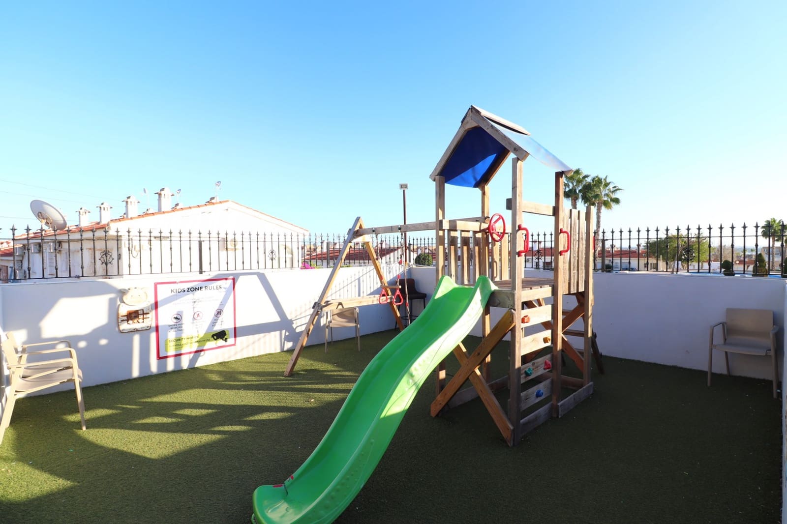 Erhverv til salg i Dona Pepa med garage - € 120.000 (Ref: 9543170)