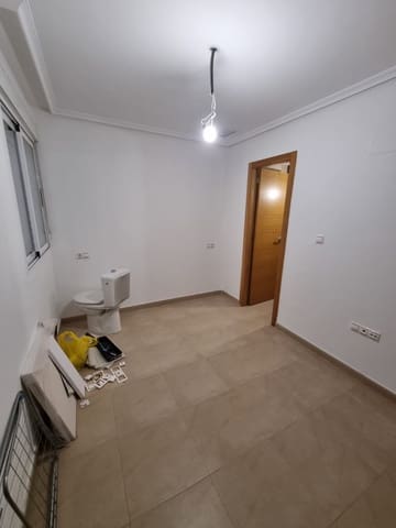 3 soveværelse Lejlighed til salg i Puerto Deportivo, Torrevieja - € 155.000 (Ref: 9543315)