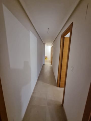 3 soveværelse Lejlighed til salg i Puerto Deportivo, Torrevieja - € 155.000 (Ref: 9543315)