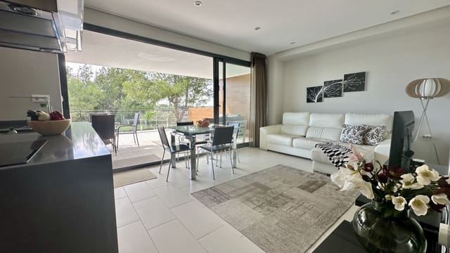 2 soverom Leilighet til salgs i Villamartin, Orihuela med svømmebasseng - € 255 000 (Ref: 9543316)