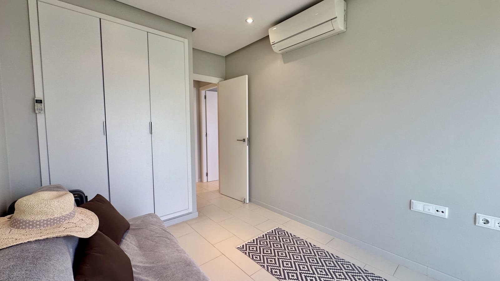 2 soverom Leilighet til salgs i Villamartin med svømmebasseng - € 255 000 (Ref: 9543316)