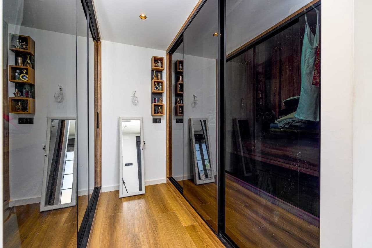 5 quarto Moradia para venda em Torrevieja com piscina - 1 250 000 € (Ref: 9551090)