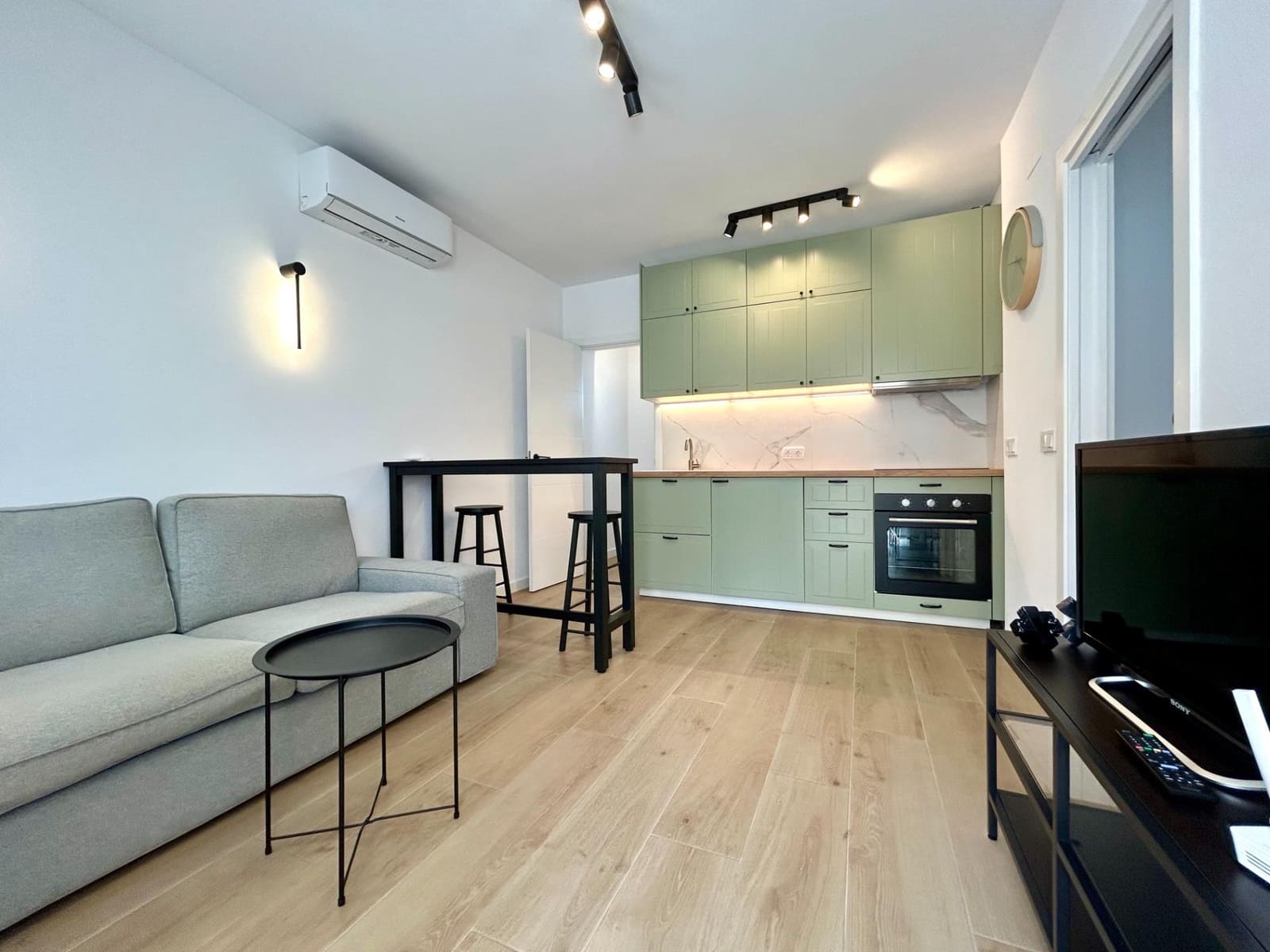 1 makuuhuone Huoneisto myytävänä paikassa Filipinas - 89 950 € (Ref: 9551106)