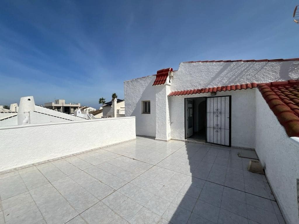 3 bedroom Villa for sale in Los Alcazares with pool garage - € 449,950 (Ref: 9555284)