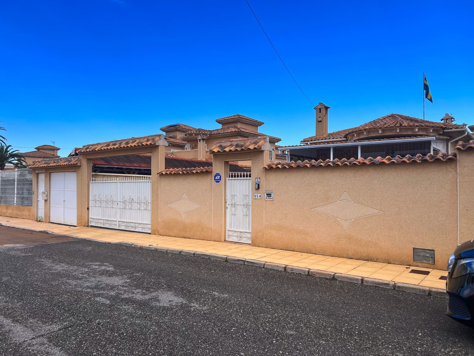 3 soverom Hus til salgs i Torrevieja med svømmebasseng - € 310 000 (Ref: 9555287)