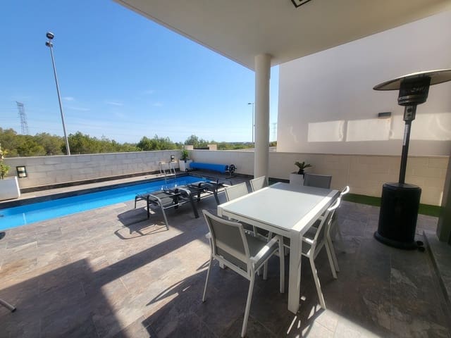 3 quarto Moradia para venda em Villamartin, Orihuela com piscina - 400 000 € (Ref: 9555288)
