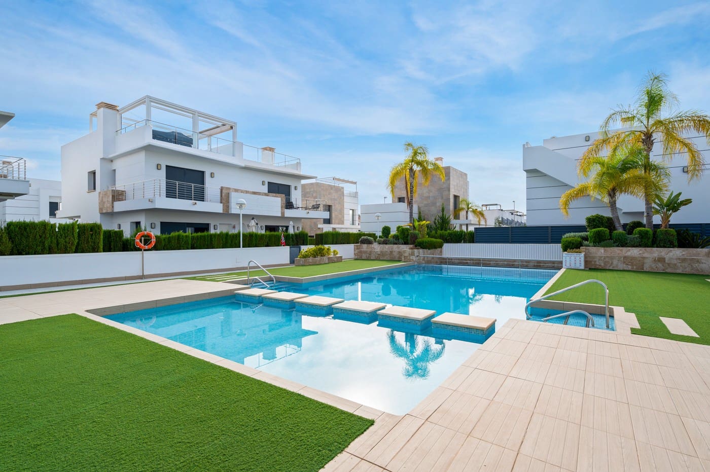 3 bedroom Villa for sale in Ciudad Quesada with pool - € 399,000 (Ref: 9555290)