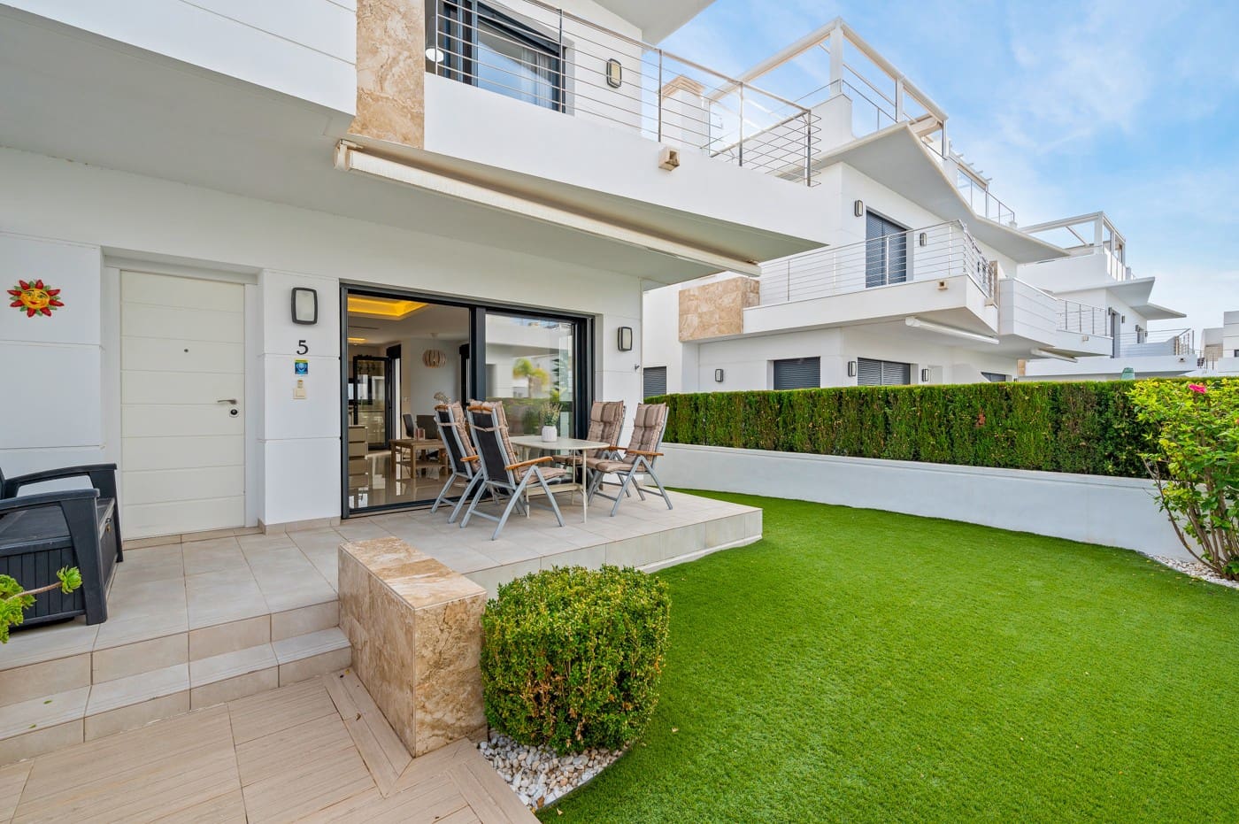 3 bedroom Villa for sale in Ciudad Quesada with pool - € 399,000 (Ref: 9555290)