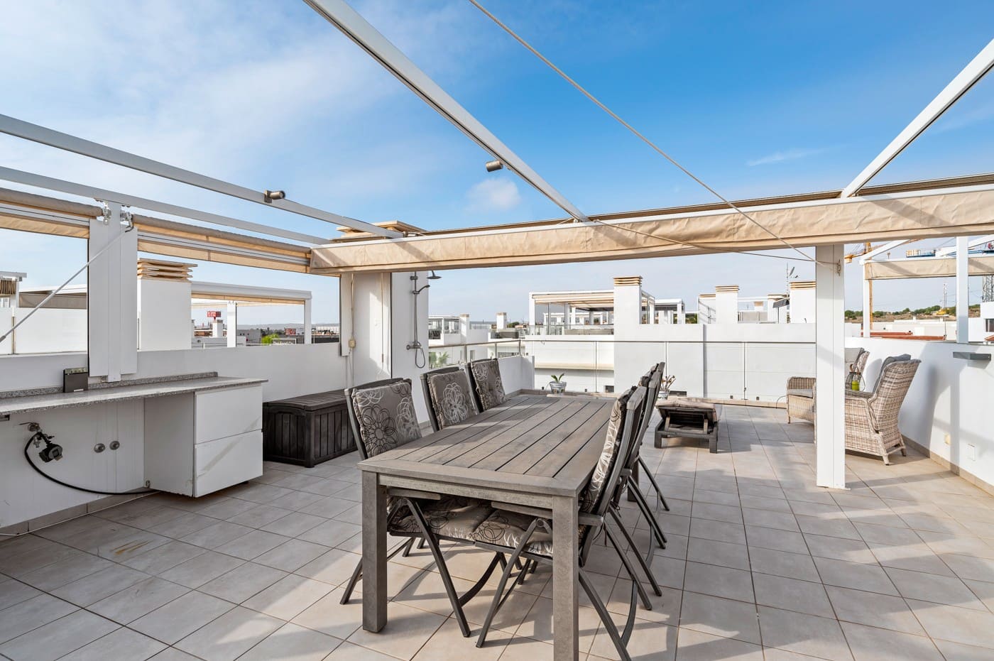 3 bedroom Villa for sale in Ciudad Quesada with pool - € 399,000 (Ref: 9555290)