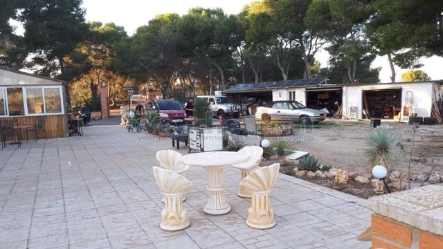 8 Zimmer Villa zu verkaufen in Los Balcones mit Pool Garage - 729.950 € (Ref: 9570867)