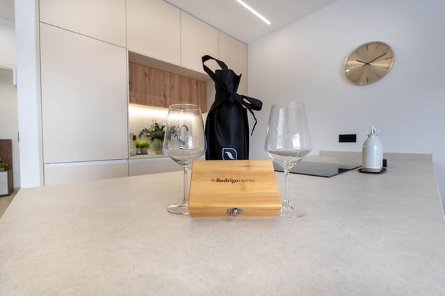 4 slaapkamer Villa te koop in San Pedro del Pinatar ciudad, San Pedro del Pinatar - € 499.000 (Ref: 9570891)