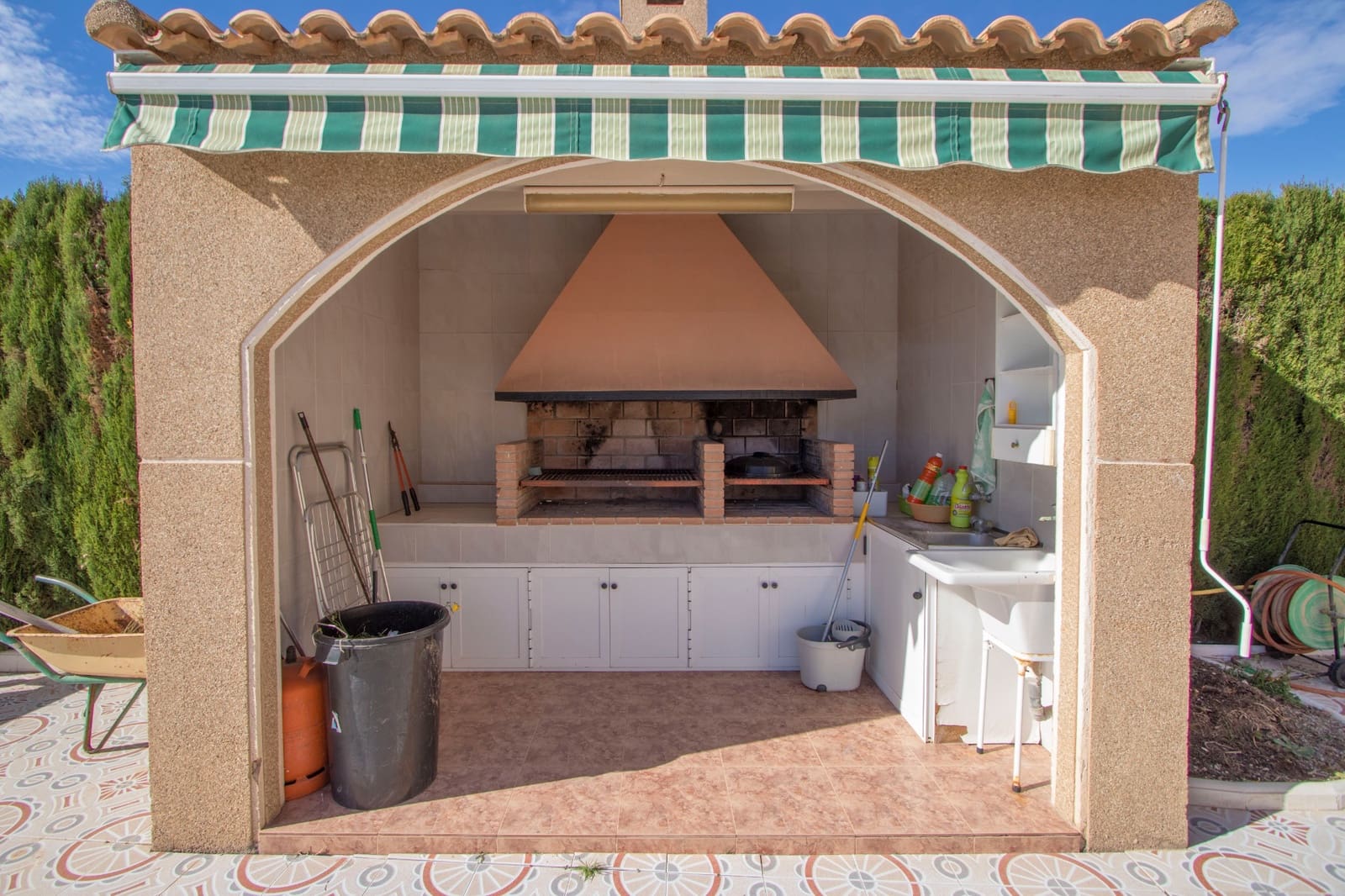 4 slaapkamer Finca/Landhuis te koop in Albatera met zwembad - € 450.000 (Ref: 9574093)