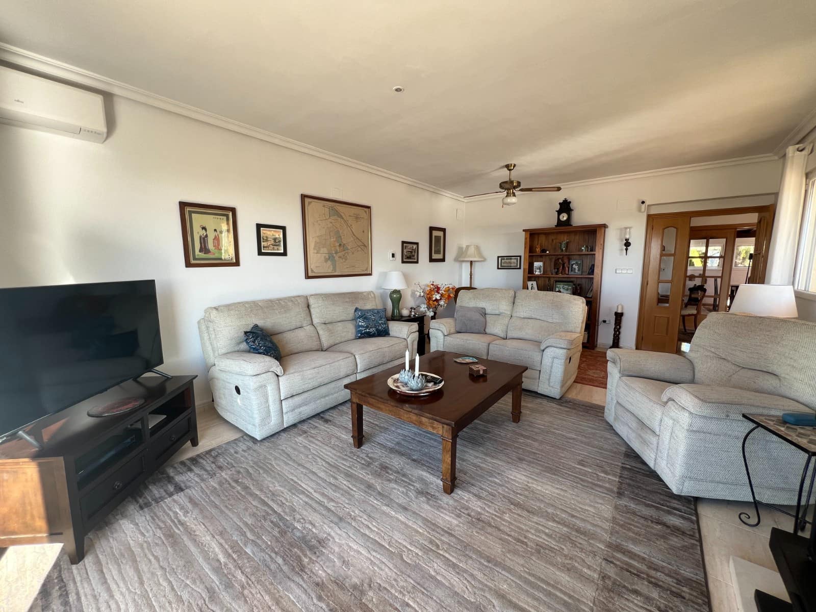 3 camera da letto Villa in vendita in Sax con piscina garage - 399.995 € (Rif: 9574095)