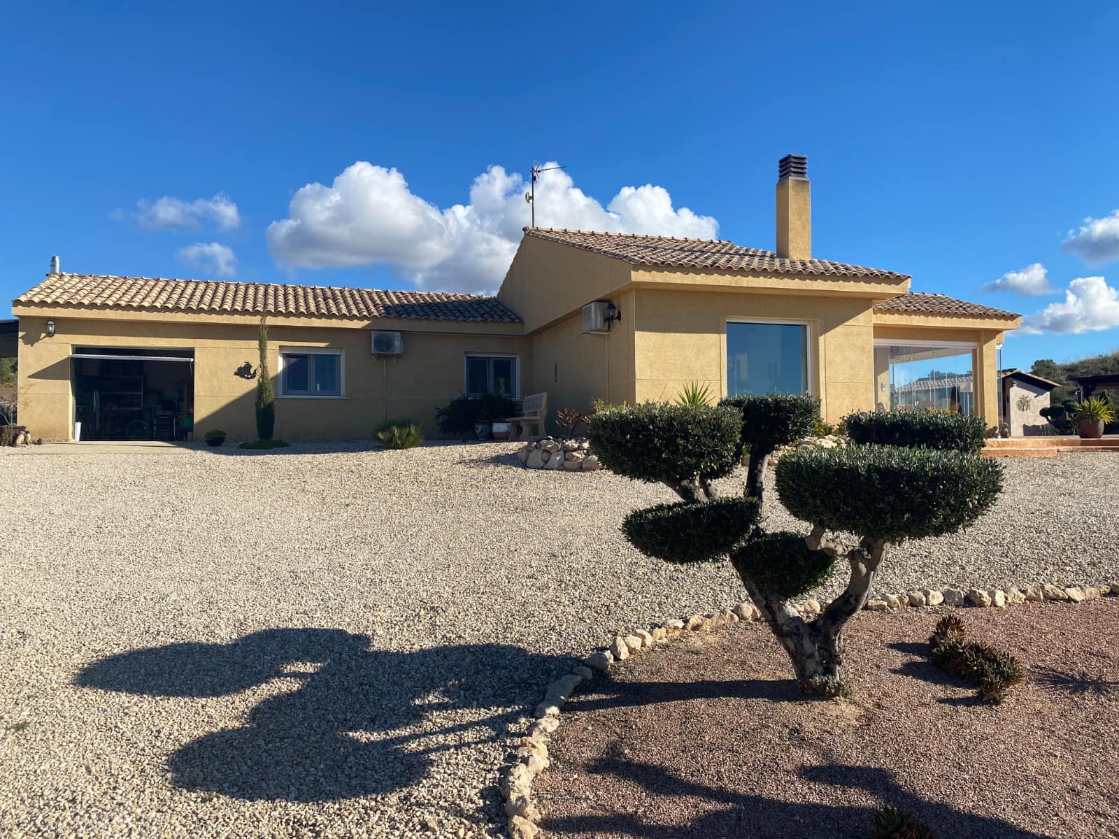 3 camera da letto Villa in vendita in Sax con piscina garage - 399.995 € (Rif: 9574095)