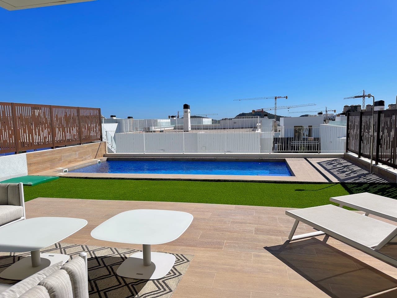 3 slaapkamer Villa te koop in Finestrat met zwembad - € 595.000 (Ref: 9574098)