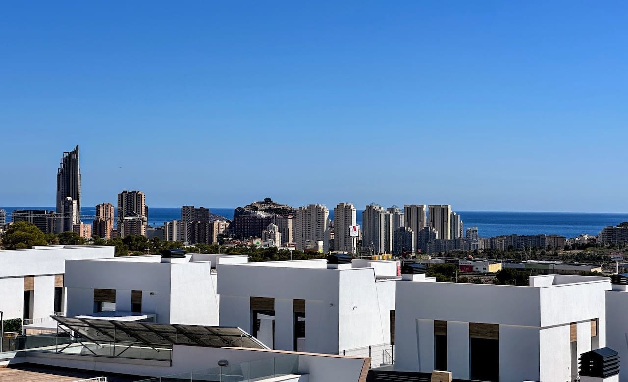 3 slaapkamer Villa te koop in Finestrat met zwembad - € 595.000 (Ref: 9574098)