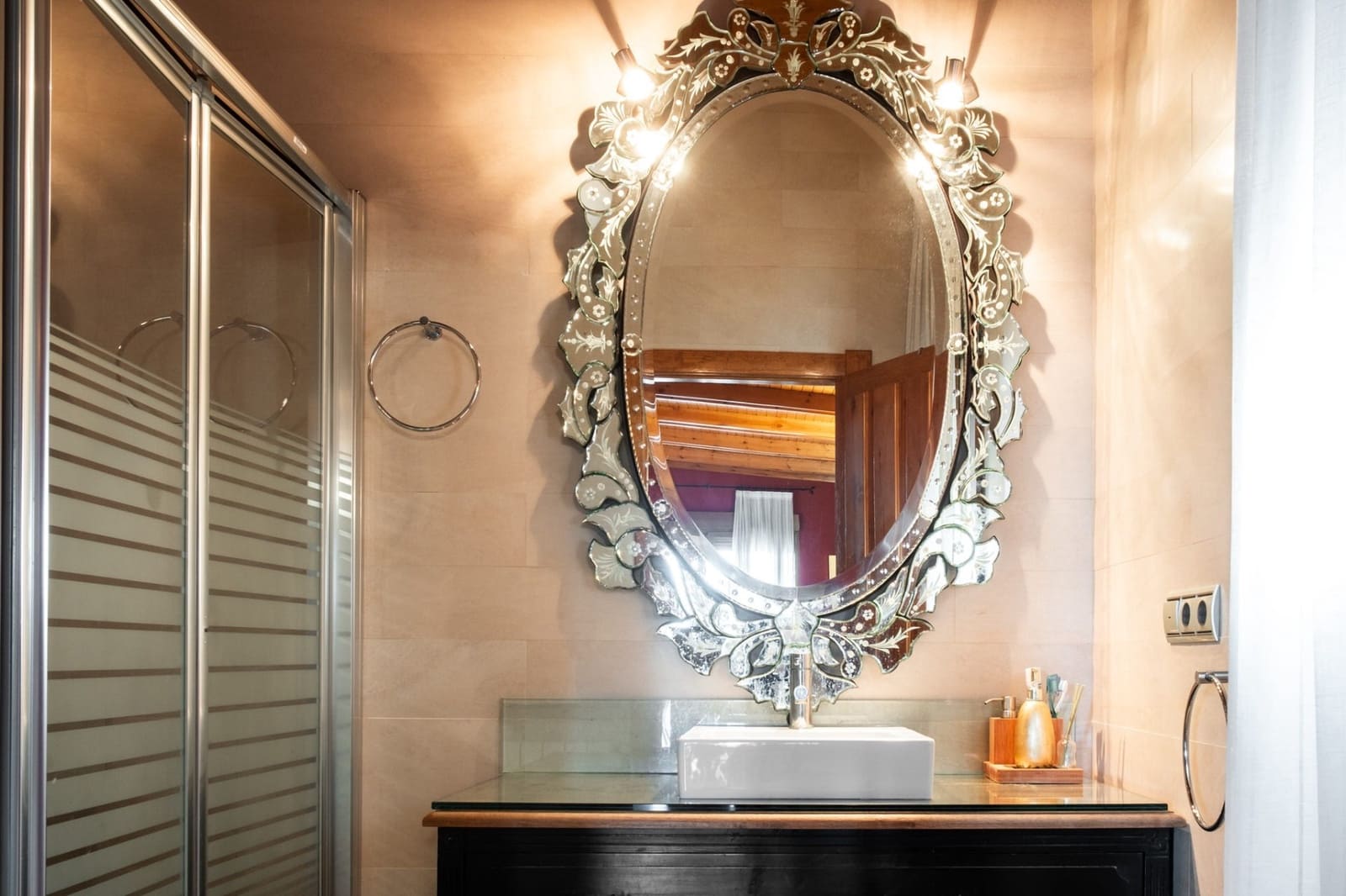 1 makuuhuone Huvila myytävänä paikassa Catral mukana uima-altaan 
autotalli - 675 000 € (Ref: 9574099)