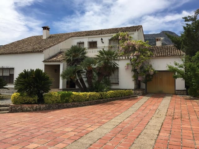 4 slaapkamer Villa te koop in Muro de Alcoy met zwembad garage - € 350.000 (Ref: 9574101)