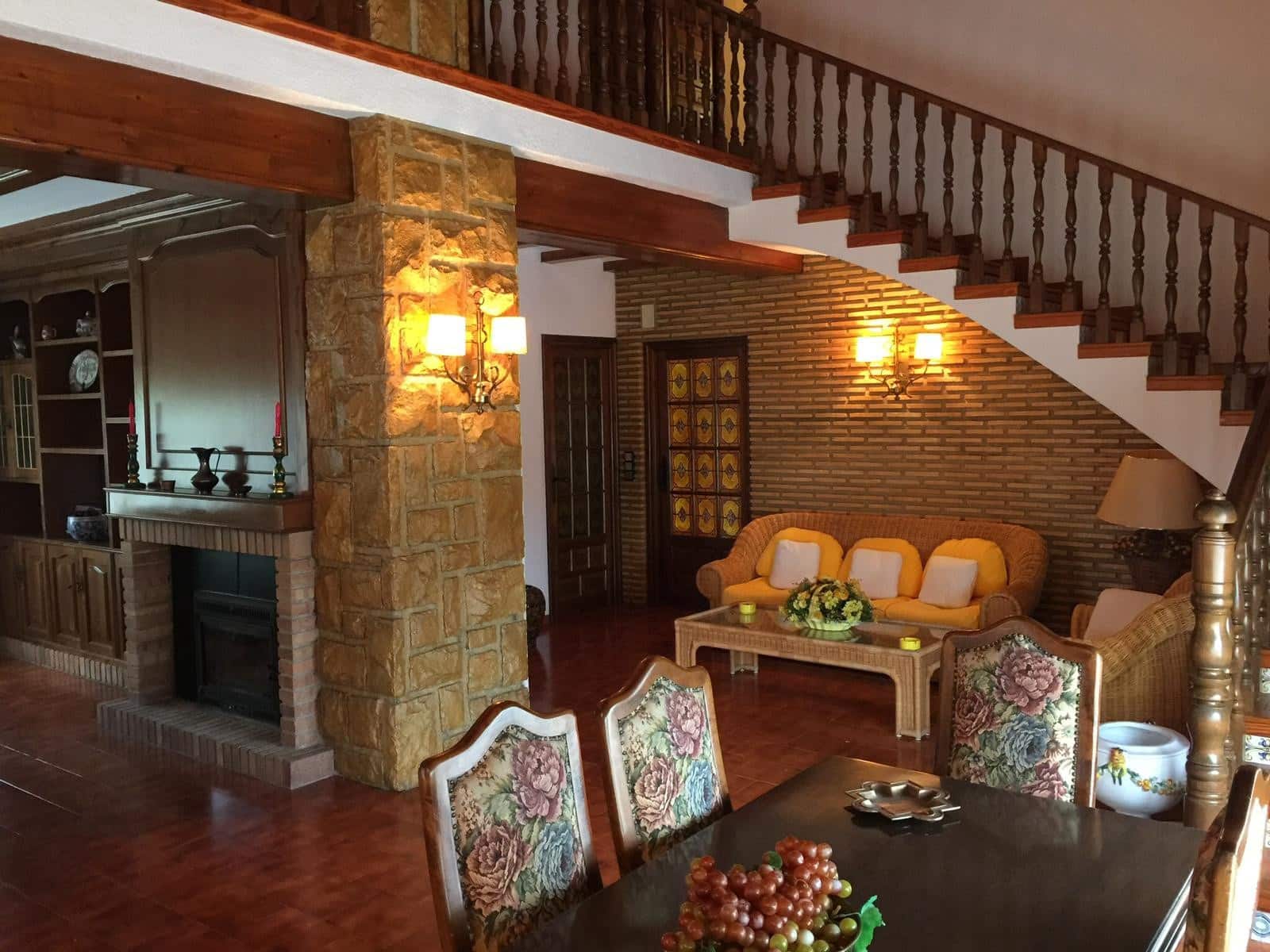 4 slaapkamer Villa te koop in Muro de Alcoy met zwembad garage - € 350.000 (Ref: 9574101)