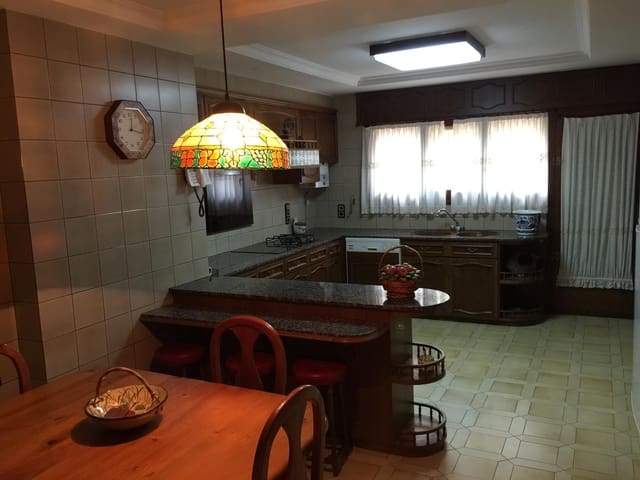 4 slaapkamer Villa te koop in Muro de Alcoy met zwembad garage - € 350.000 (Ref: 9574101)