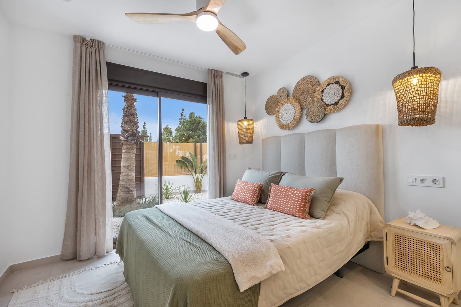 3 soverom Bungalow til salgs i Los Alcazares med svømmebasseng - € 399 000 (Ref: 9574113)