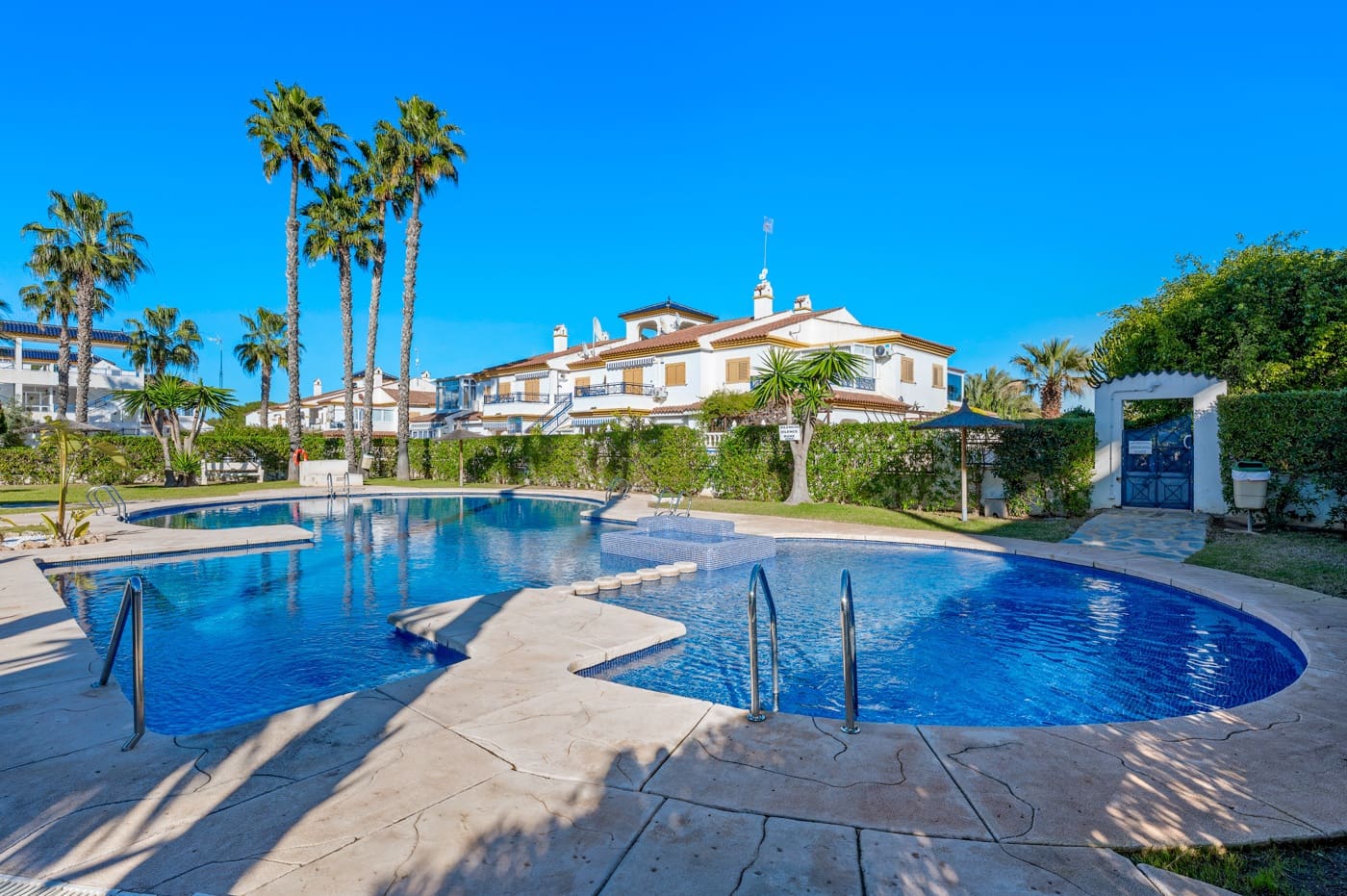 2 camera da letto Appartamento sulla Spiaggia in vendita in Pilar de la Horadada con piscina - 169.000 € (Rif: 9576276)