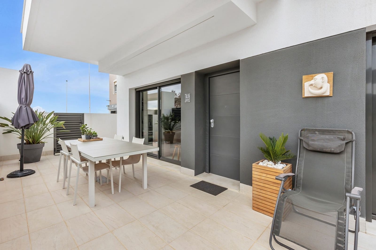 2 bedroom Beach Apartment for sale in La Mata with pool - € 295,000 (Ref: 9578570)