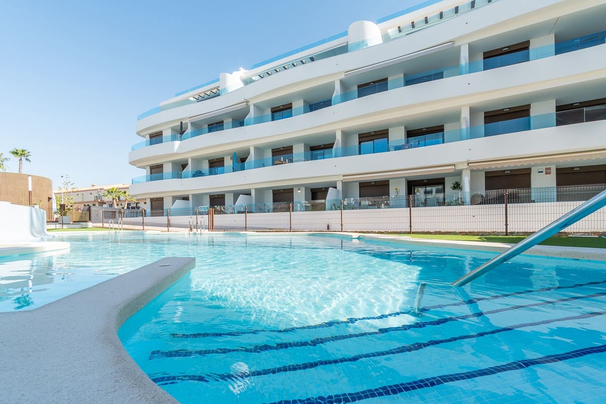 3 sypialnia Apartament na sprzedaż w Orihuela Costa z basenem - 395 000 € (Ref: 9582478)