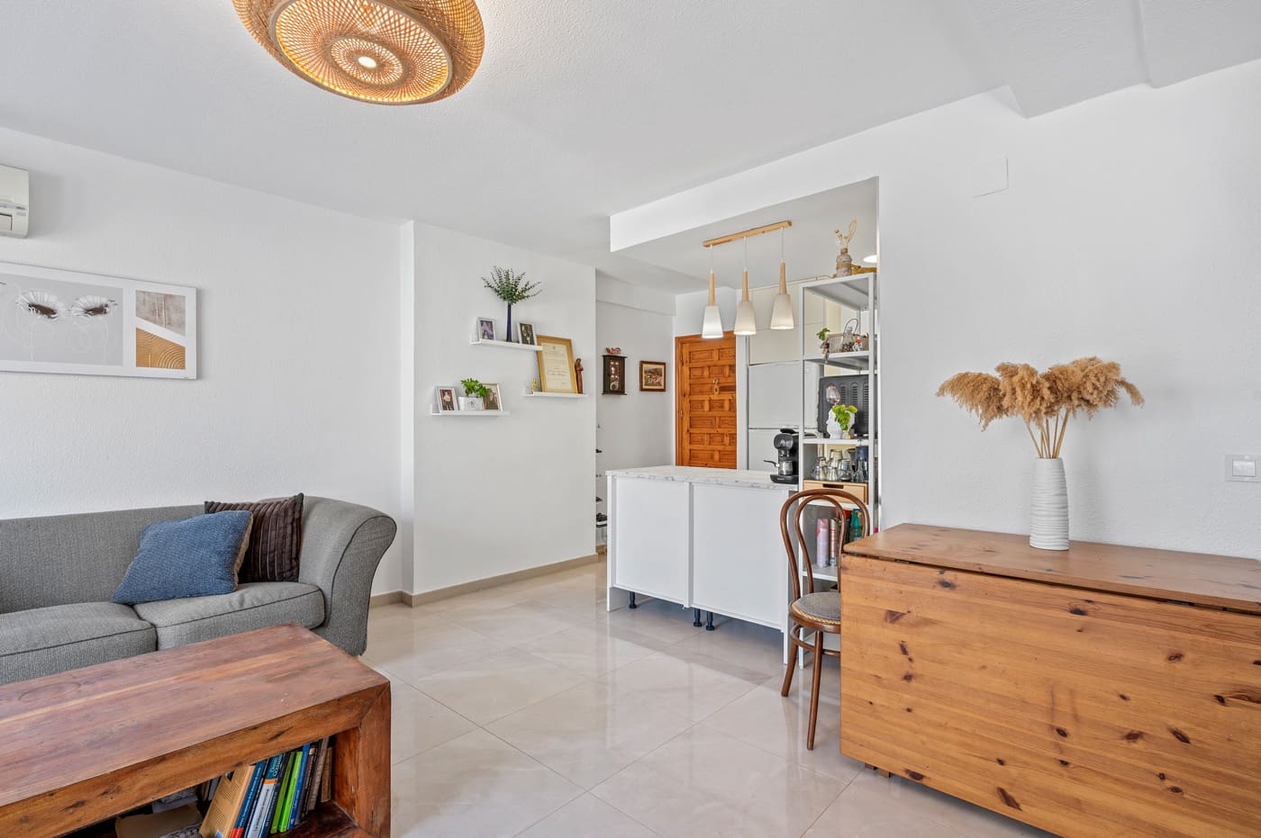 Apartamento de 2 habitaciones en La Nucia en venta con piscina garaje - 175.000 € (Ref: 9592161)