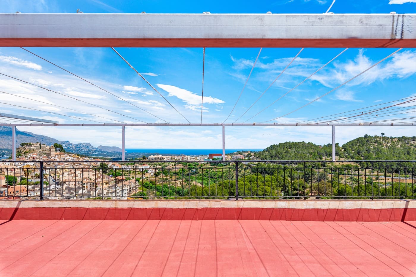 Apartamento de 2 habitaciones en La Nucia en venta con piscina garaje - 175.000 € (Ref: 9592161)