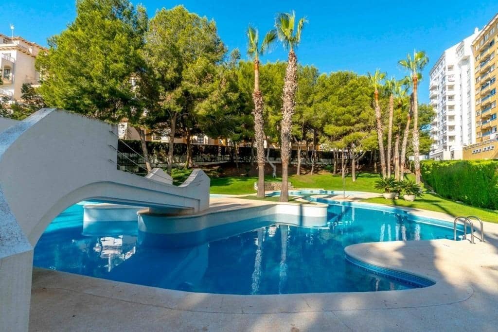 3 soveværelse Lejlighed til salg i Dehesa de Campoamor med swimmingpool - € 215.000 (Ref: 9594804)