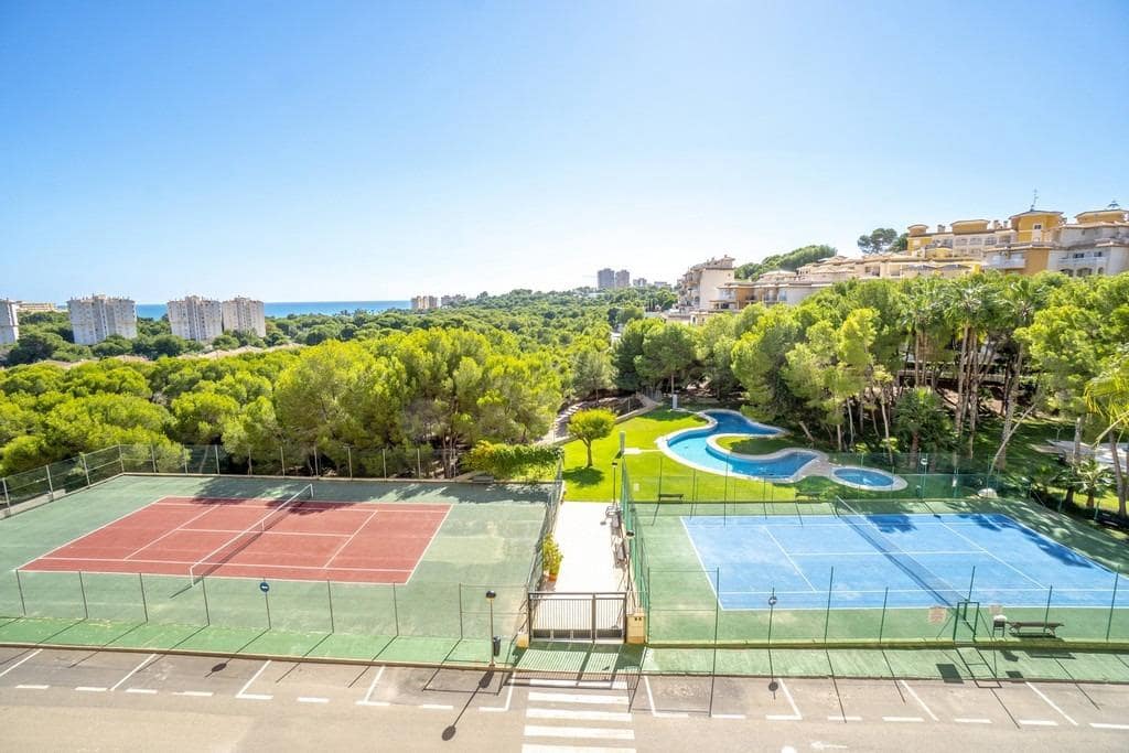 3 soveværelse Lejlighed til salg i Dehesa de Campoamor med swimmingpool - € 215.000 (Ref: 9594804)