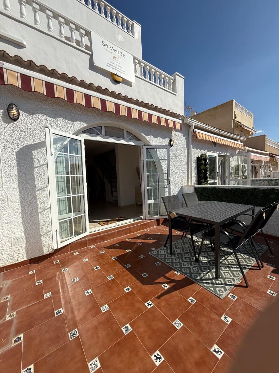 2 chambre Maison de Ville à vendre à La Siesta avec piscine - 187 000 € (Ref: 9598738)