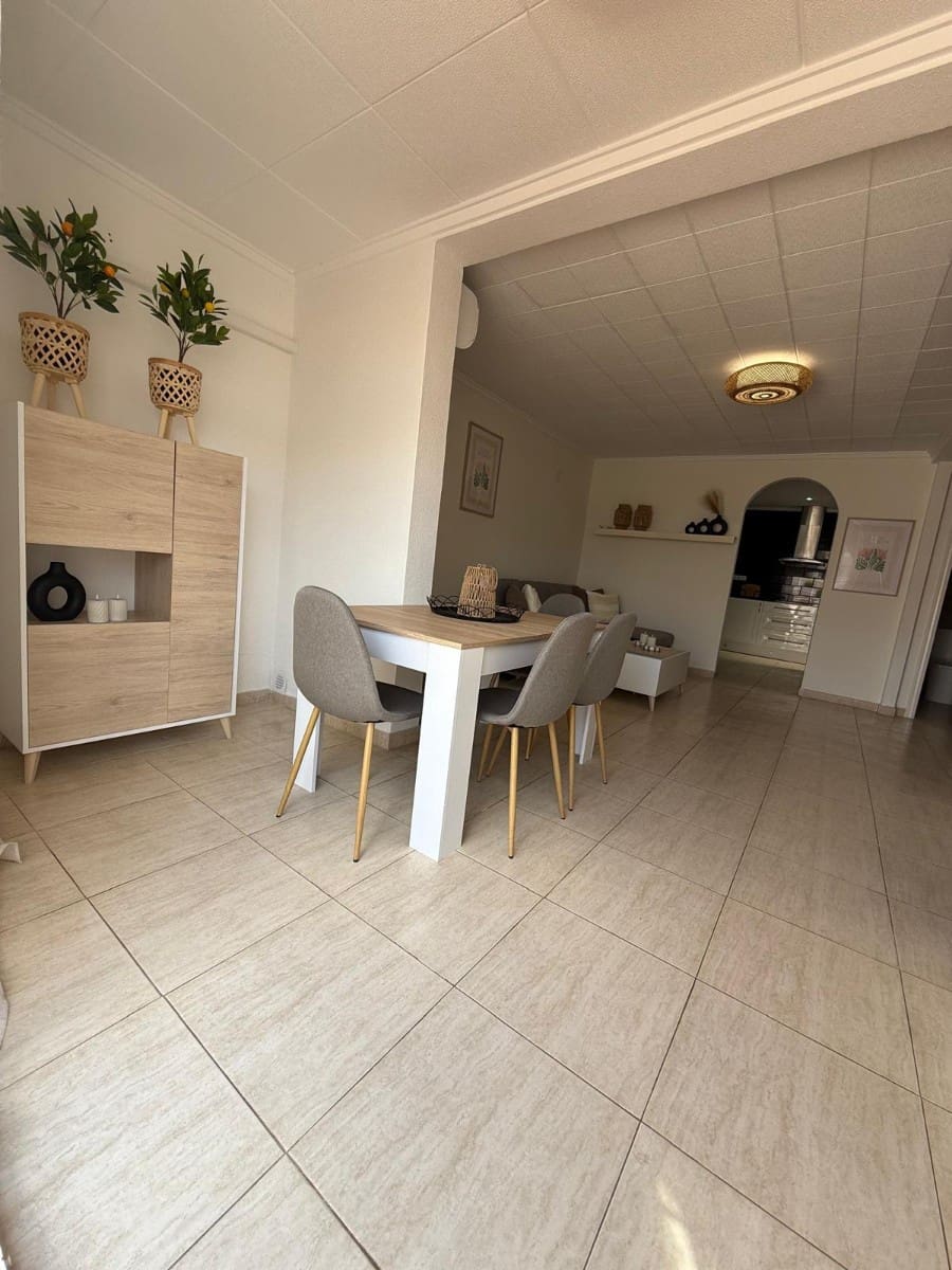 2 chambre Maison de Ville à vendre à La Siesta avec piscine - 187 000 € (Ref: 9598738)