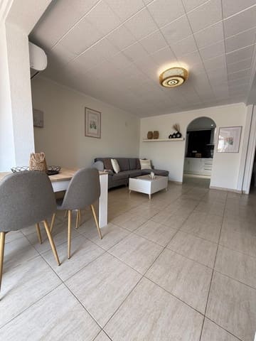 2 chambre Maison de Ville à vendre à La Siesta, Torrevieja avec piscine - 187 000 € (Ref: 9598738)