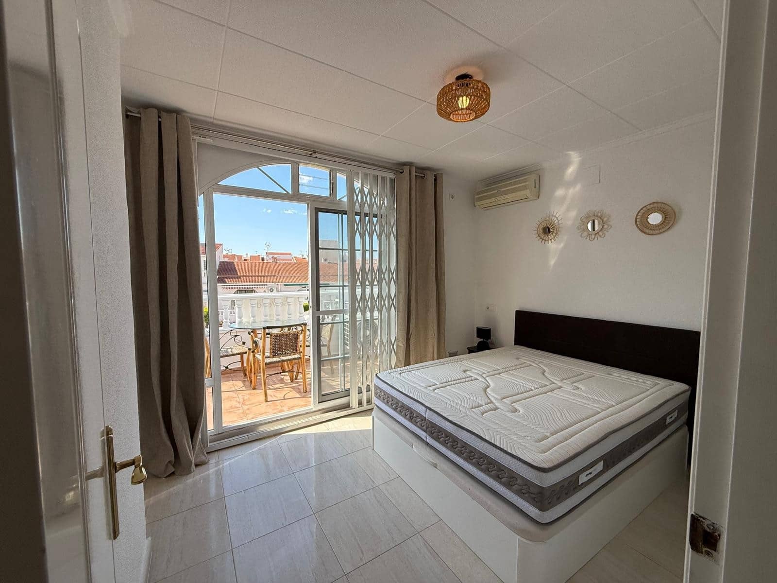 2 chambre Maison de Ville à vendre à La Siesta avec piscine - 187 000 € (Ref: 9598738)