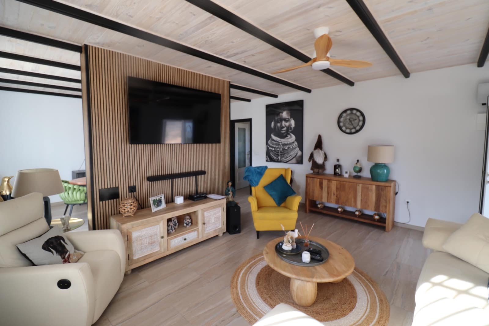 4 bedroom Villa for sale in La Romana with pool garage - € 379,000 (Ref: 9611237)