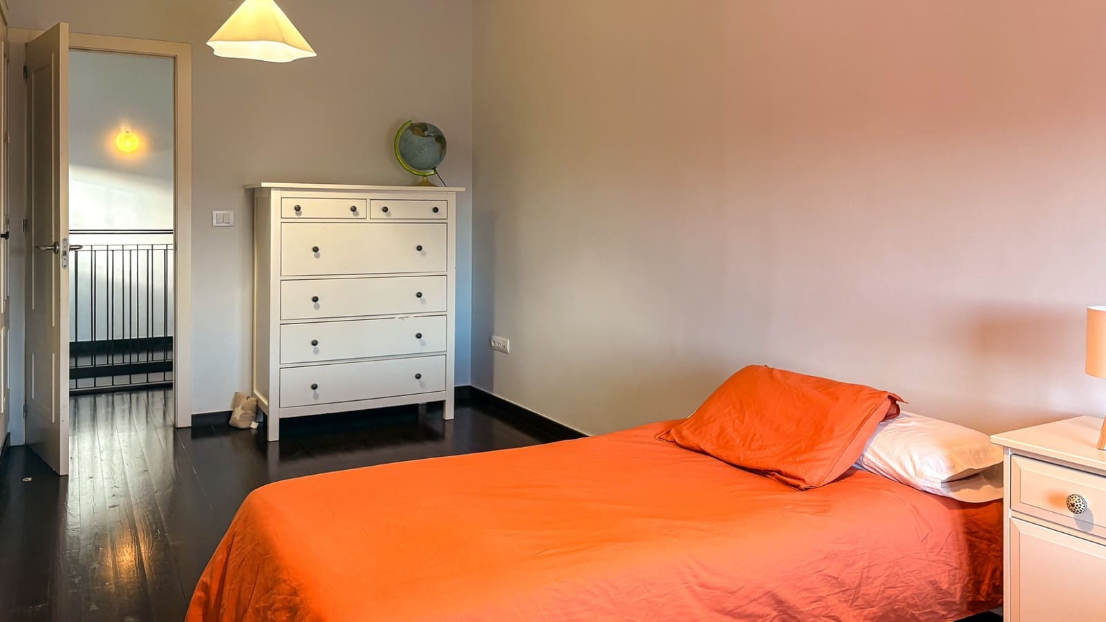 Chalet de 4 habitaciones en Santa Pola en venta con piscina - 890.000 € (Ref: 9611240)