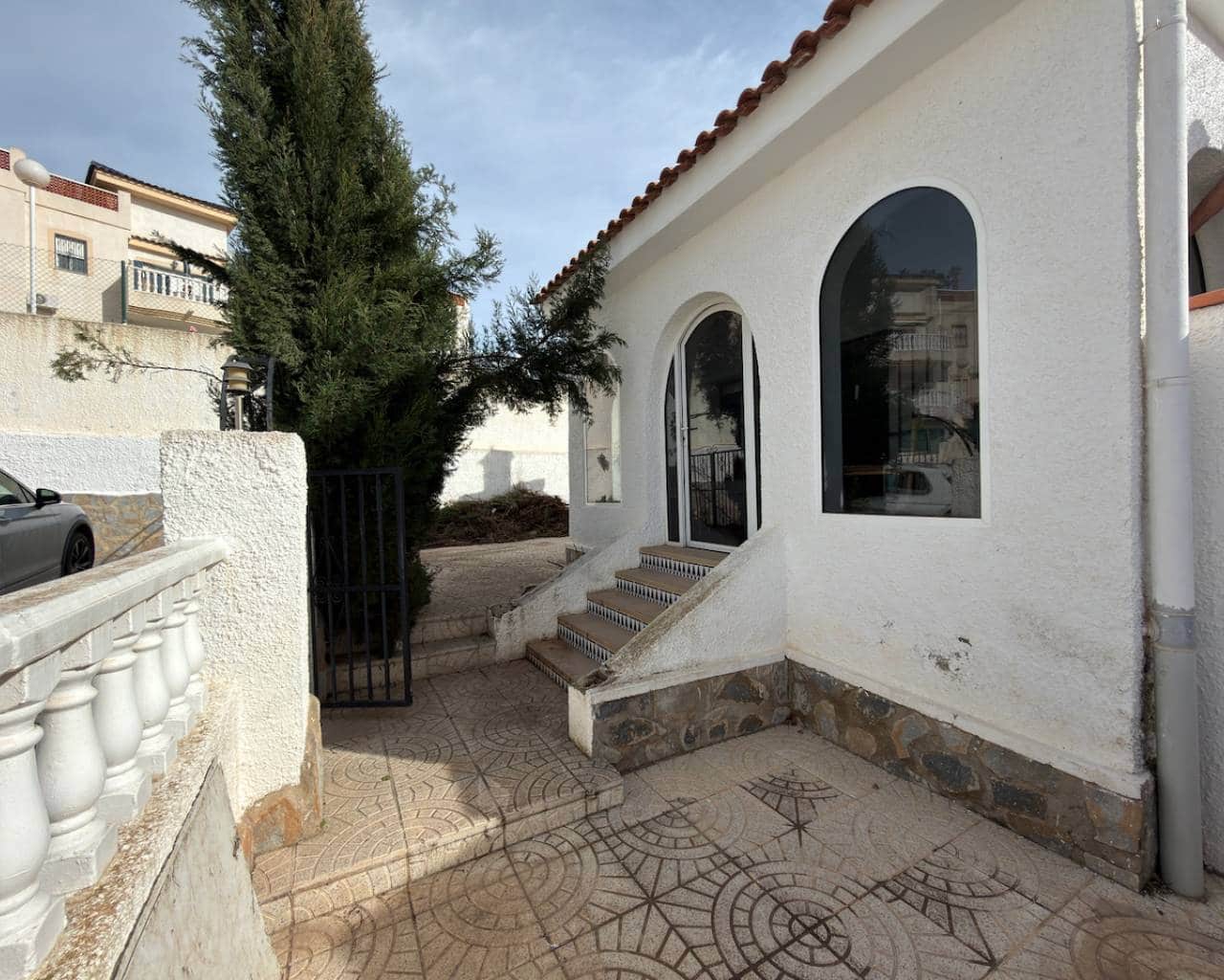 2 slaapkamer Villa te koop in La Marquesa met zwembad garage - € 220.000 (Ref: 9611242)