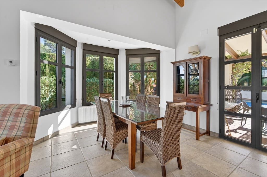 Chalet de 4 habitaciones en Javea / Xàbia en venta con piscina garaje - 950.000 € (Ref: 9611243)