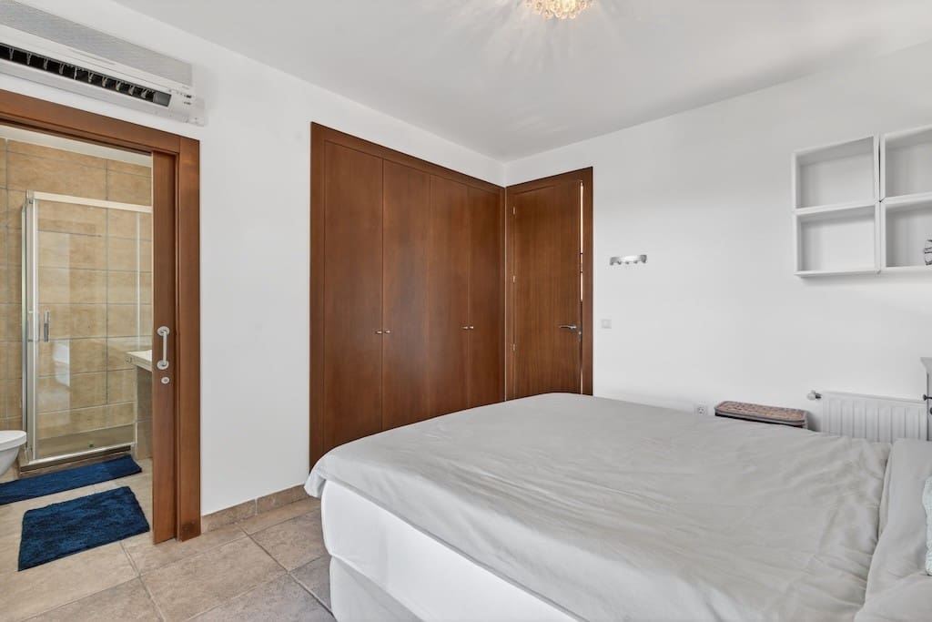 Chalet de 4 habitaciones en Javea / Xàbia en venta con piscina garaje - 950.000 € (Ref: 9611243)