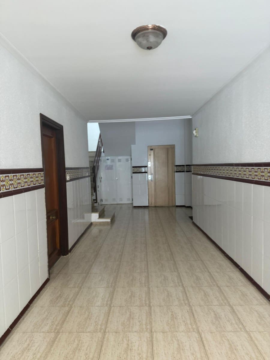 3 bedroom Beach Apartment for sale in Torrevieja - € 199,900 (Ref: 9611254)