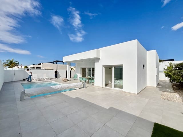 3 bedroom Villa for sale in Benijófar - € 569,500 (Ref: 9615259)