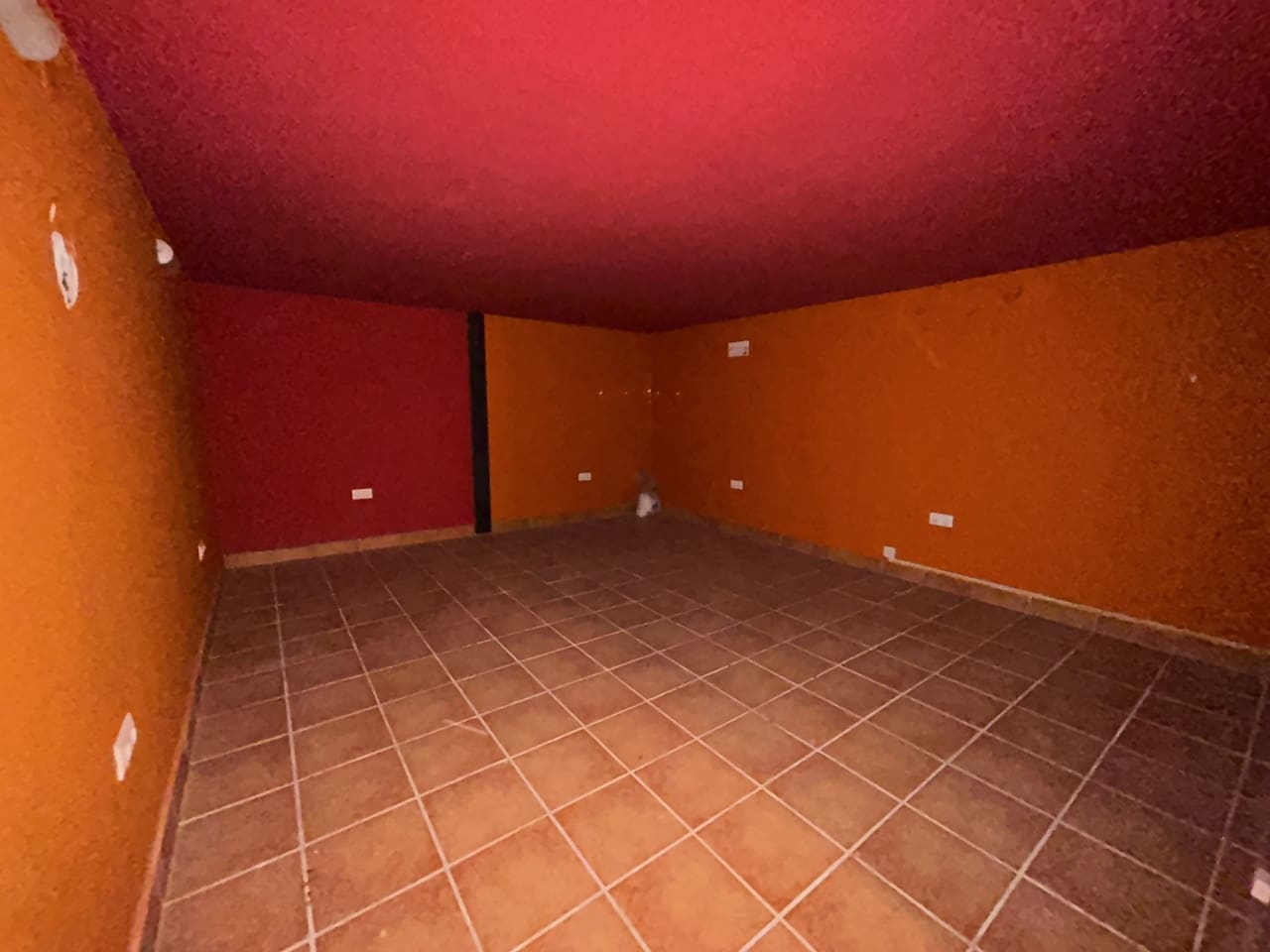 Commercial for sale in Villamartin - € 180,000 (Ref: 9619092)