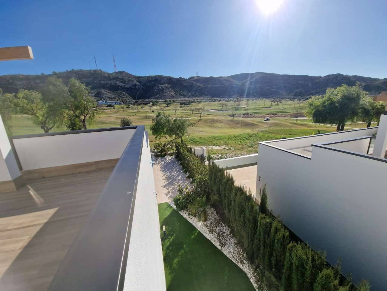 3 bedroom Villa for sale in Monforte del Cid with pool - € 795,000 (Ref: 9619096)