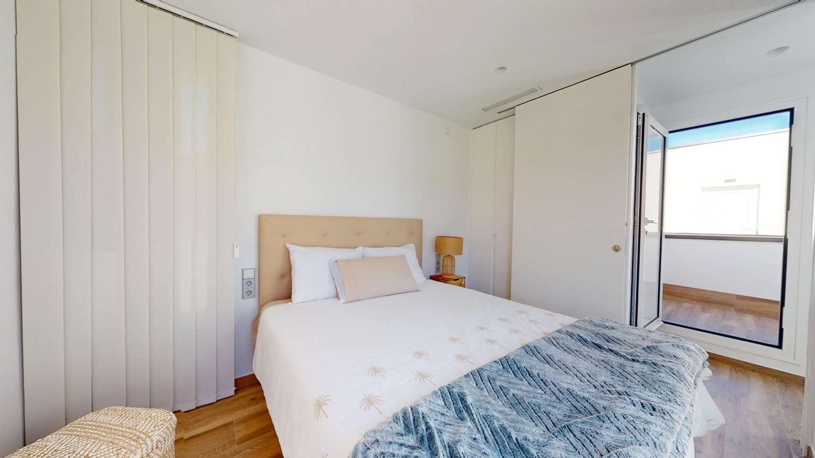 3 bedroom Villa for sale in Monforte del Cid with pool - € 795,000 (Ref: 9619096)