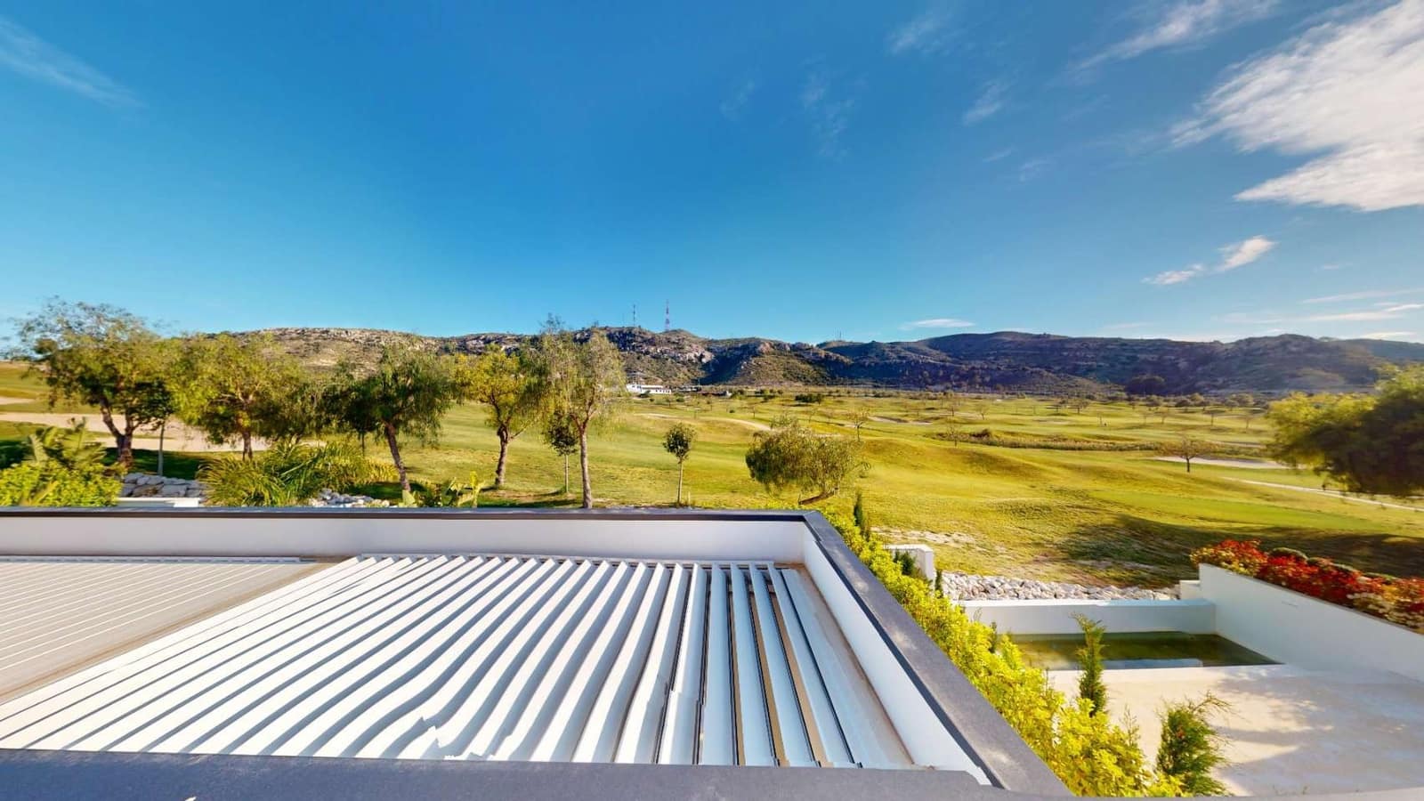 3 bedroom Villa for sale in Monforte del Cid with pool - € 795,000 (Ref: 9619096)