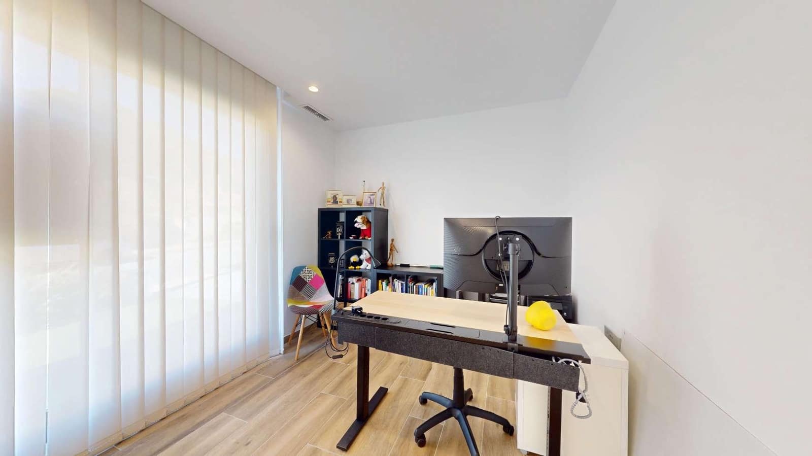 3 bedroom Villa for sale in Monforte del Cid with pool - € 795,000 (Ref: 9619096)